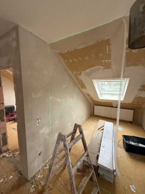 Komplett sanierte 2-Zimmer-Dachgeschosswohnung mit Balkon in Limburg an der Lahn