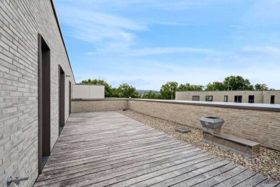 Penthouse: Exklusive 4-Zimmer-Wohnung in Endetage mit großer Dachterrasse