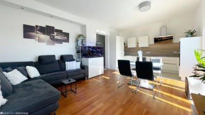 SONNIGE WOHLFÜHLWOHNUNG! Modern, hell &amp; neuwertig!