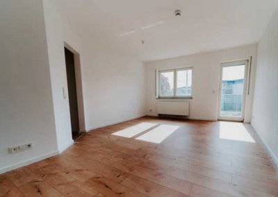 Gepflegte 2-Zimmer-Wohnung mit Balkon im 2. OG in Leipzig Gohlis-Süd