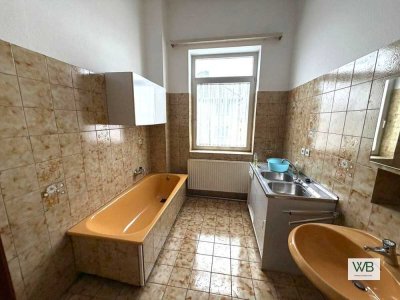 Maisonette -Altbauwohnungen + Balkon renovierungsbedürftig - Theaterwall Braunschweig