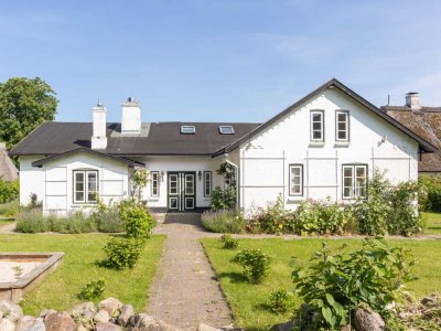 Rarität: Ehemaliges Fährhaus mit Gästehaus in Sieseby zu vermieten