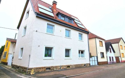 Großes Einfamilienhaus mit Potenzial für zwei Generationen