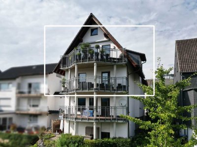 Großzügige Eigentumswohnung mit 2 Balkonen und tollem Blick ins Ruhrtal in Arnsberg-Oeventrop