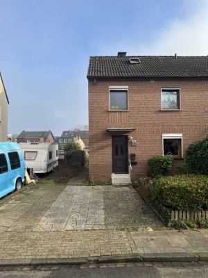 Charmantes Reiheneckhaus mit 3 Zimmern in Klosterhardt-Nord