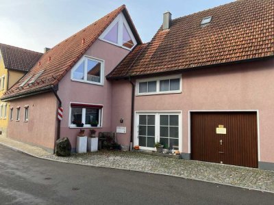 neuwertiges Zweifamilienhaus in Heidenheim-Schnaitheim zu verkaufen.