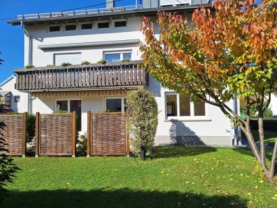 Sonnige, helle 3-Zimmer-EG-Wohnung mit Terrasse
