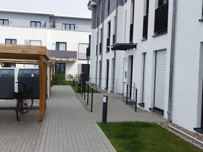 Barrierearme, ruhige 2 Zimmer-Neubau-Wohnung mit Terrasse und  Garten