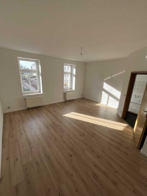 � Einziehen & wohlfühlen: Geräumige 2-Zimmer-Wohnung mit Aufzug