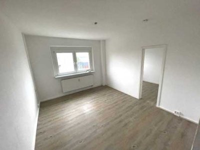 Attraktive 2-Zimmer-Wohnung mit Einbauküche in Rostock-Schmarl