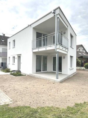 7012 - Neubau: Erdgeschosswohnung in Mini-Haus mit Terrasse in Hinterhoflage - Bad Rotenfels!