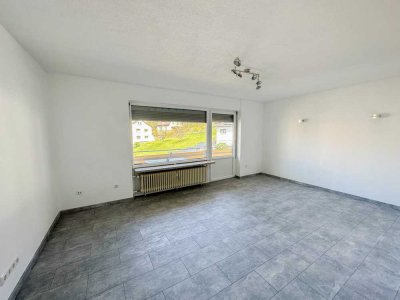 Helle 2-Zimmer-Wohnung mit Balkon in Coburger Stadtteil!