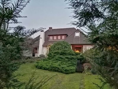 Große Haushälfte mit 5 Zimmern, 180 m2, im Kurgebiet von Bad Bevensen