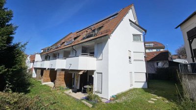 Leerstehende Erdgeschosswohnung mit 2 Zimmern und 2 Tiefgaragenstellplätzen – Leonberger Zentrum