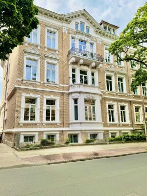 2-Zimmer Dachgeschosswohnung in Top-Lage