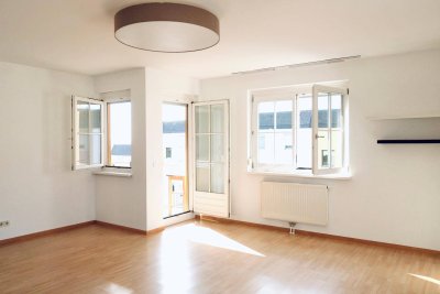 Moderne 3-Zimmer Neubauwohnung mit Loggia und Tiefgarage