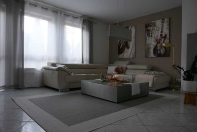 Gepflegte Doppelhaushälfte mit Garage in Ilsfeld