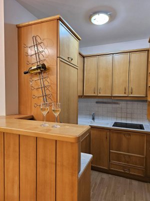 Schöne Wohnung mit Balkon, Kellerabteil und privat Parkplatz