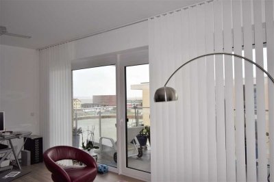 Kapitalanlage: Mitte // 2-Zimmer-Wohnung mit Ausblick auf den Neuen Hafen und die Weser