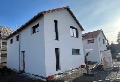 Sparen mit Eigenleistung. Ihr Zuhause in KFW 40 Bauweise als Ausbauhaus.