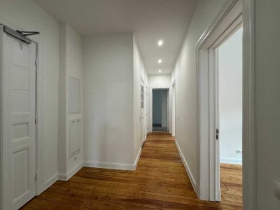 Kernsanierte 4-Zimmer-Altbauwohnung in St Georg