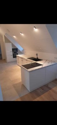 Helle 2,5-3 Zimmer Wohnung in München-Aubing