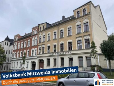 Gepflegte DG-Wohnung zur Anlage - mit Balkon und Stellplatz sowie Potential zu mehr!