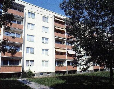 Wohnung mit Küchenzeile kann kurzfristig gemietet werden!