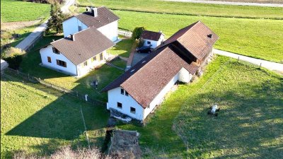 Ehemaliges landwirtschaftliches Anwesen in idyllischer Lage