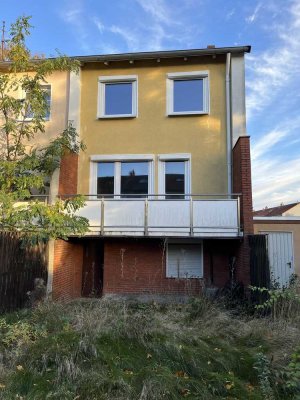 Langenhagen-Reihenendhaus (Erbbau) in guter Wohnlage
