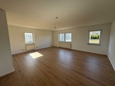 Sonnige, moderne 2,5 Zi. Wohnung, Erstbezug nach Sanierung, Allg. Stellplätze