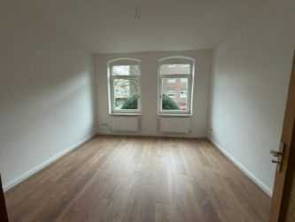 Saniert - Helle Erdgeschosswohnung