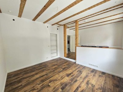 N-Eberhardshof, charmante 2- Zimmer-Gartenwohnung, Tageslichtbad und geschmackvoller EBK
