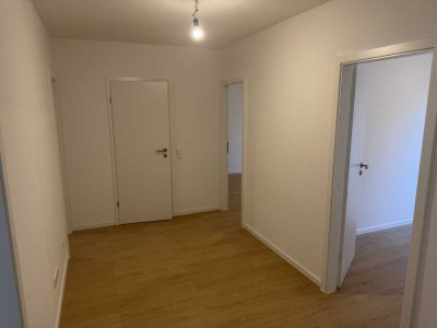 Erstbezug nach Kernsanierung - 3 Zimmer | Balkon | Ruhige Lage