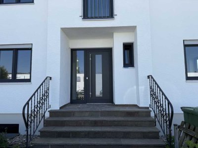 Erstbezug nach Sanierung: Großes 6-Zimmer-Haus mit gehobener Innenausstattung zur Miete in Ergolding
