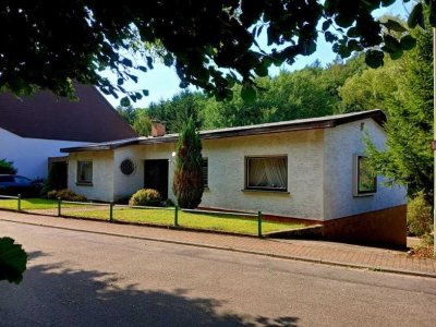 Schöner Bungalow in Emmersweiler für Naturverbundene