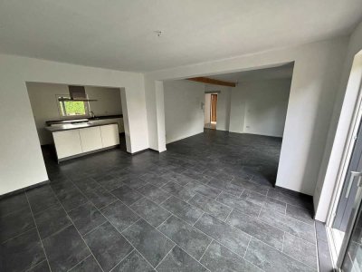 4-Zimmer Erdgeschosswohnung mit Garten in Korschenbroich