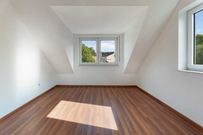 Bezugsfertige Dachgeschosswohnung im Herzen des Martinsviertels mit Tiefgaragenstellplatz