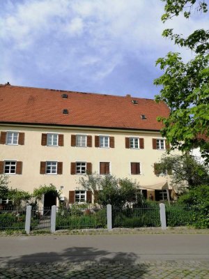 Wohnung/Praxis/Büro in schöner, zentraler Lage am Kanal in Kelheim