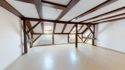 Sehr schöne 3-Zimmer Wohnung in der Nähe des Wilhelmsplatzes in Görlitz. Jobcenter 5 Personen