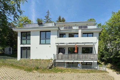 Moderne Erdgeschosswohnung mit großzügigen Freiflächen ganz in der Nähe des Klinikums