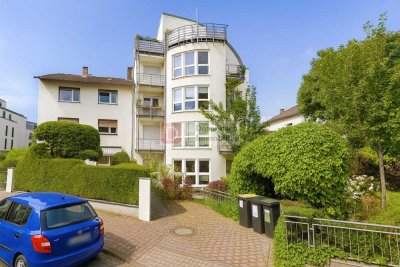 Top!! 3-Zimmer-Wohnung mit EBK, Parkett und 2 Balkonen in F-Sachsenhausen