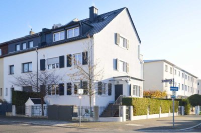 Einmalige Gelegenheit: Traumhaftes Einfamilienhaus im Holzhausenviertel zur Miete!