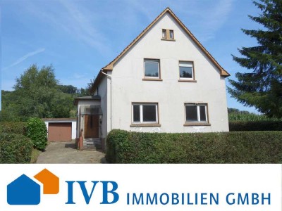 Renovierungsbedürftiges Einfamilienhaus 
auf großem Grundstück in Halle!