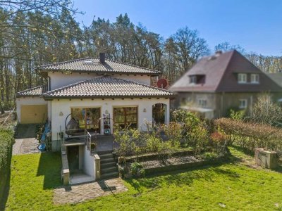 Mediterranes Flair in Teltow: 6-Zimmer-Villa zum Wohnen und Arbeiten!