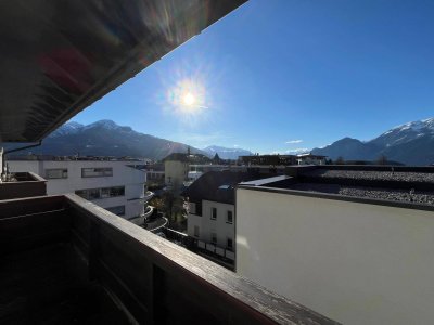 2 Zimmer Wohnung mit Balkon und Tiefgaragen Abstellplatz in Igls Zentrum - ab sofort