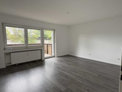 Modernisiert! Helle 3 Zimmer Wohnung, inklusive Balkon, in ruhiger Lage