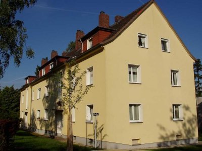 1-Zimmer-Wohnung mit großer Wohnküche (keine EBK) und Balkon