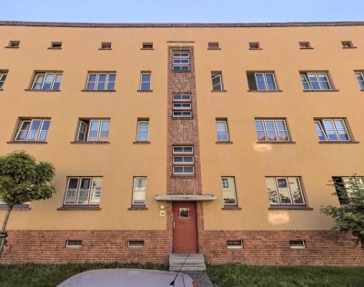 3525 - Gemütliche 2-Zimmer-Wohnung in der historischen Curie-Siedlung