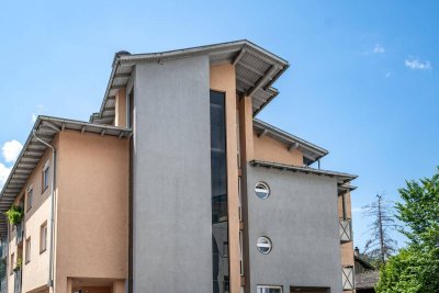 zentrale 3 Zimmer mit riesiger Dachterrasse